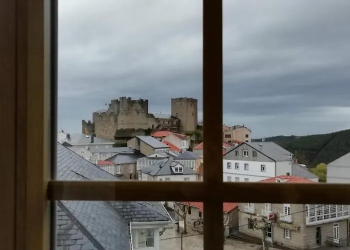 A Casa Do Clarete * Castro Caldelas